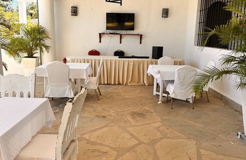 Malindi Marine National Park Bed & Breakfast | Beach front Hotel rooms