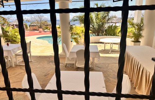 Malindi Marine National Park Bed & Breakfast | Beach front Hotel rooms