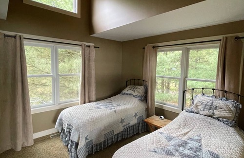 Baldwin Cottage | Beach front loft (no kitchen)