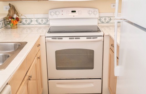 Paradise Island Villa | Beach Front Resort On Beautiful Beach Near Atlantis