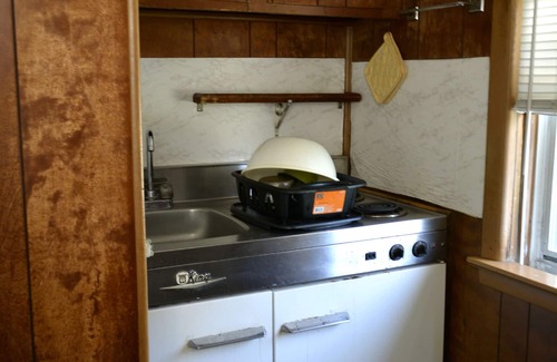 Narragansett House | Beach Getaway For Play or Remote Work- Narragansett, RI