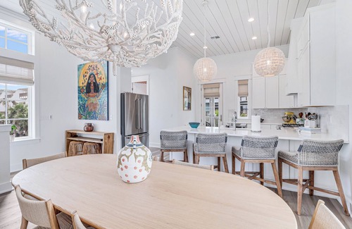 Port Aransas Cottage | Beach Grace 204 TAI