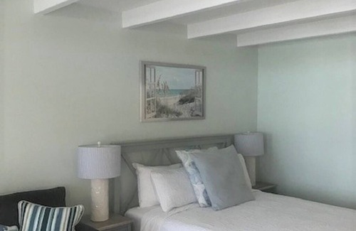 Ruskin Resort | Beach Happy Getaway!