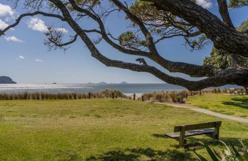 Pauanui House | Beach Haven Bonanza - Pauanui Holiday Home