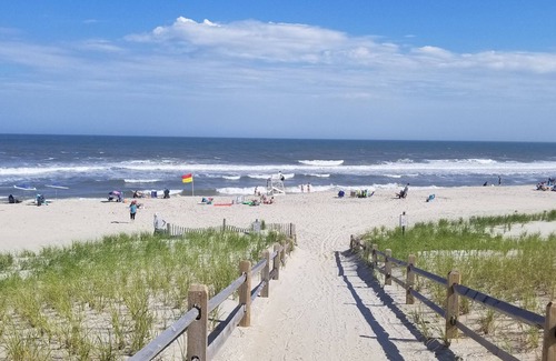 South Beach Haven House | Beach Haven Shore House - family friendly location short walk to beach