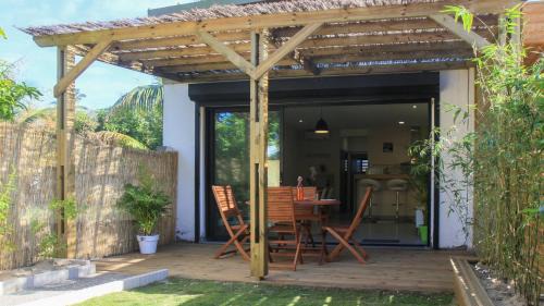 La Saline Les Bains Apartment | BEACH HOUSE