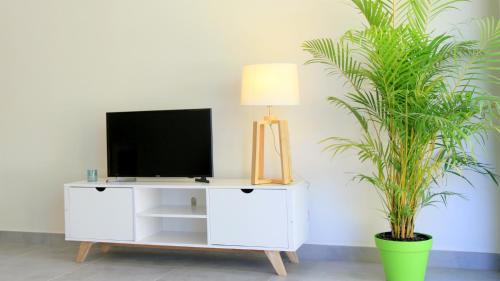La Saline Les Bains Apartment | BEACH HOUSE