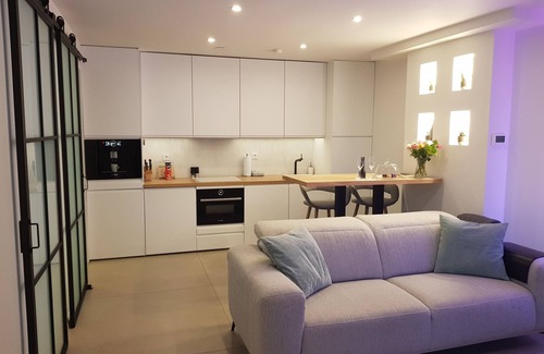 Scheveningen Badplaats House | Beach House Rodine | Free Parking & Bikes