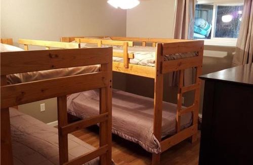 Lake Ozark House | Beach House Sleep 20 with VIP pkg, Bachelor Parties Welcomed