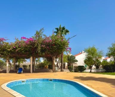 Santa Maria Apartment | BEACH HOUSE - Walkable to Beach - Wi-Fi Included