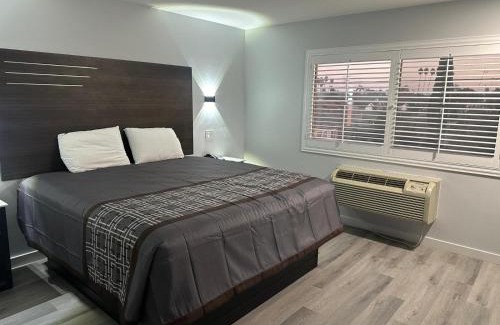Huntington Beach Hotel | beach inn motel