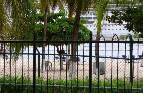Ocho Rios Apartment | Beach One Bedroom Suite C5