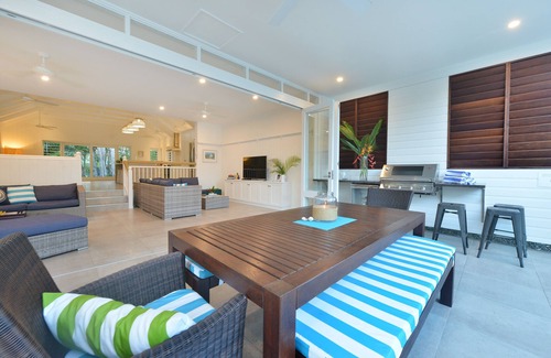 Port Douglas House | Beach Pavilions Quintessential Port Douglas Beach House