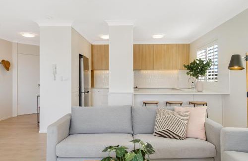 Bilinga Apartment | Beach Pines 5