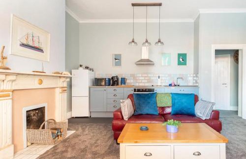 Lytham St. Anne's Apartment | Beach Retreat