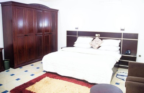 Littoral Department Apartment | Beach Sand Hotel & Resort, Cotonou Deluxe King Room