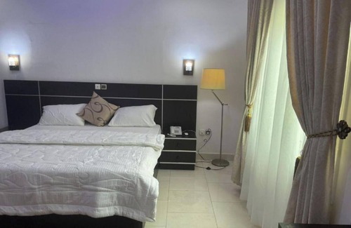 Littoral Department Apartment | Beach Sand Hotel & Resort, Cotonou Deluxe Room 5