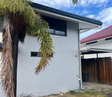 Punaauia Bed & Breakfast | Beach side Duplex