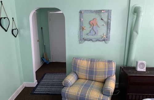 Cottage Line Apartment | Beach Side Studio #1 (Apartment) - Pets Allowed by RedAwning