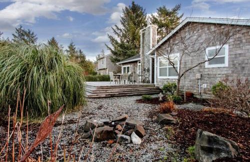 Gearhart House | Beach Stroll Haven