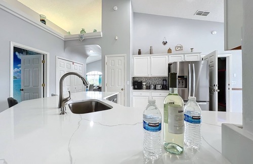 Four Corners House | Beach Theme Vacation Pool Spa Home Mins to Disney