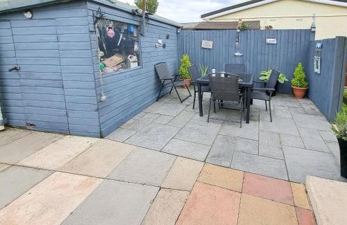 Grimsby House | Beach & Tonic