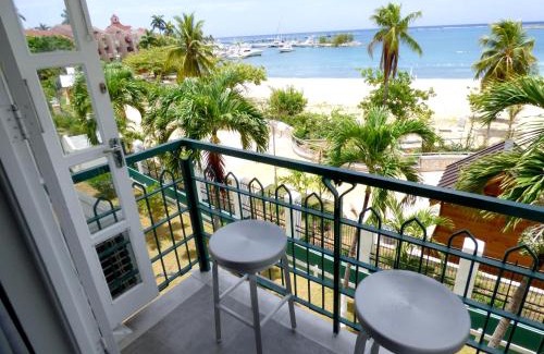 Ocho Rios Apartment | Beach Two Bedroom Loft Suite E29