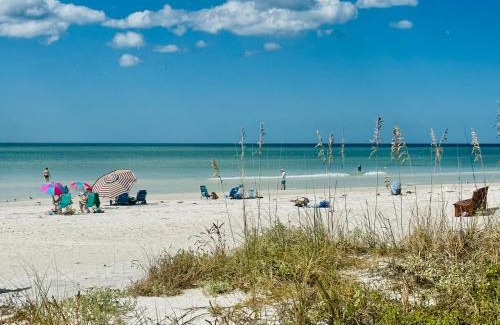 Indian Rocks Beach House | Beach Villa 2 Bedroom