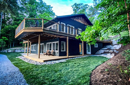 Port Carling House | Beach Waterfront Home, Large Decks, sunset views, chefs kitchen, family friendly