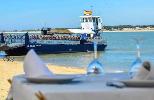 Sanlucar de Barrameda Apartment | Beachfront apartment with terrace