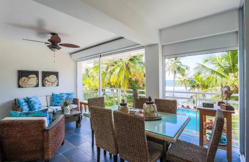 Juan Dolio - El Pueblo Apartment | Beachfront 4beds Jacuzzi Privacy Full Kitchen