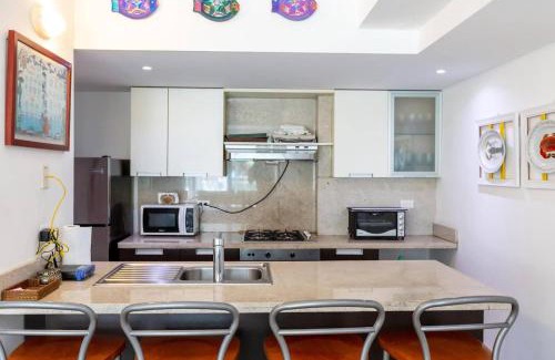 Juan Dolio - El Pueblo Apartment | Beachfront 4beds Jacuzzi Privacy Full Kitchen