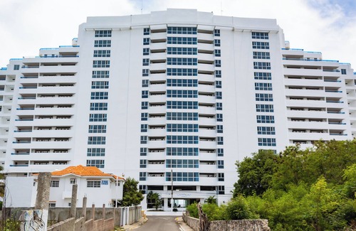 Juan Dolio - El Pueblo Apartment | Beachfront| 9thFloor|Priv.Parking|Full Kitchen