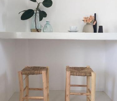 Antiparos Apartment | Beachfront Antiparos Apartment 2 Bedrooms Apartment Niamos Beautiful Sea Views Agios Georgios