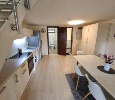 Balatonfuzfo Apartment | Beachfront Apartman