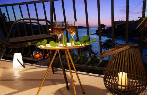 Zaboric Apartment | Beachfront Apartment Nikol