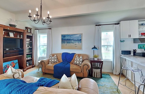 Bermuda Beach House | Beachfront Bliss Bermuda | Water Front, Beach Views, Private Patio + Fire Pit!