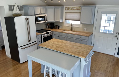 Slaughter Beach Condo | Beachfront Bliss--Quiet Condo on the Bay