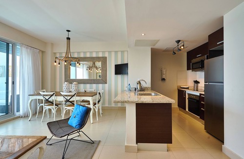 Juan Dolio - El Pueblo Apartment | Beachfront Condos Las Olas Sleeps 6