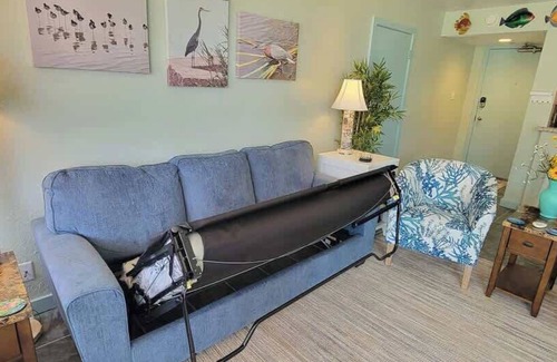 South Padre Island Condo | Beachfront Hotspot - New Furnishings - Pool - 1st Floor