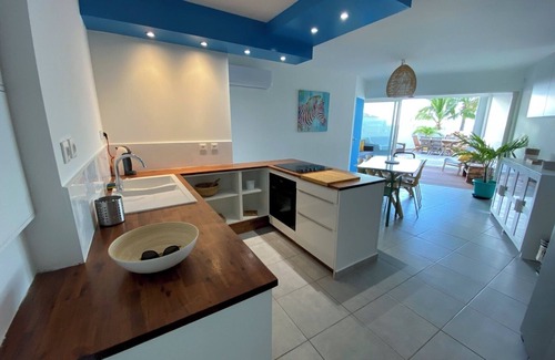 Grand Case Apartment | Beachfront holiday + pool in the charming village of Grand Case