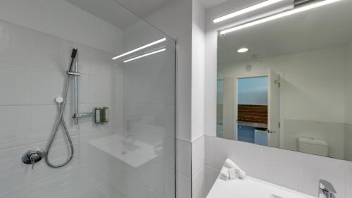 Hokitika Hotel | Beachfront Hotel Hokitika