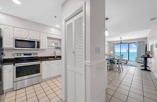 Ono Island Condo | Beachfront Indoor Pool Sleeps 6 Owner-managed Summerchase 1204