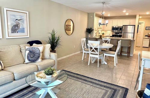 Ilexhurst Condo | Beachfront.Island Beach Club - Gorgeous First Floor 2 Bed, 2 bath with Pool