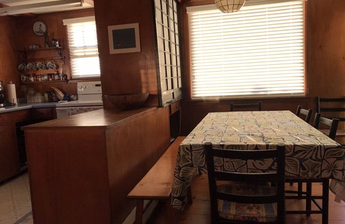 Monomoy Cottage | Beachfront Monomoy cottage right on the beach.