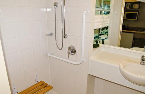 Napier Hotel | Beachfront Motel