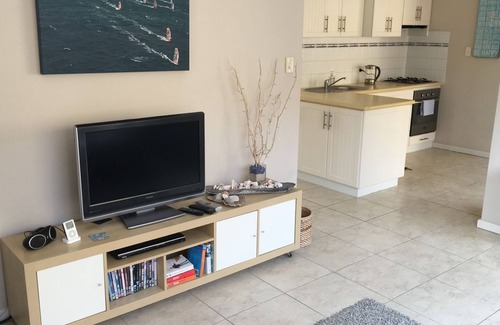 Lancelin Apartment | BeachFront Retreat in Lancelin