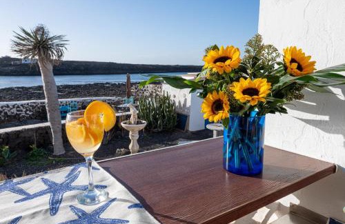 La Oliva House | Beachfront two bedrooms house Casa Toral