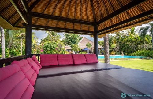 Tigawasa Villa | Beachfront Villa - Makes you Feel at Home on Bali!