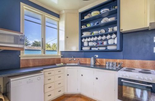 Riverton House | Beachhouse View